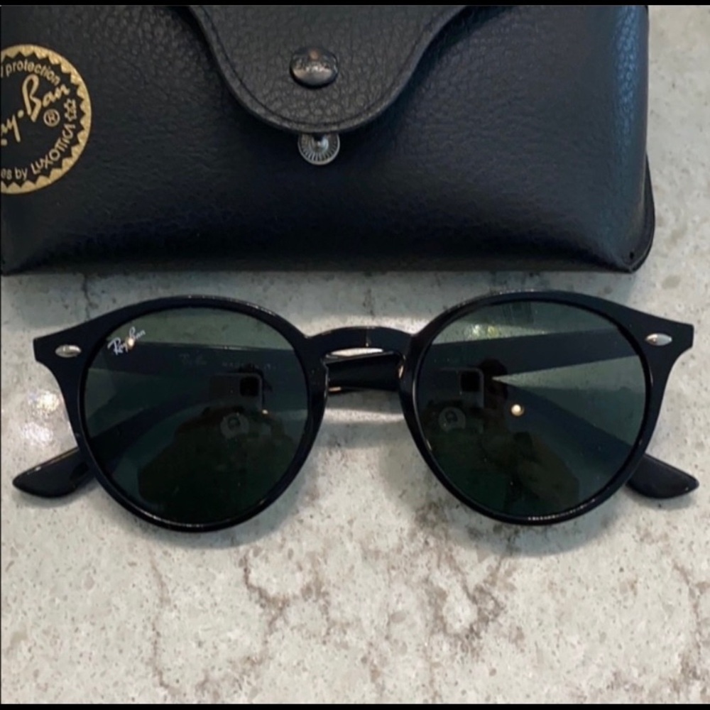 🖤🕶RAYBAN SUNGLASSES 😎
